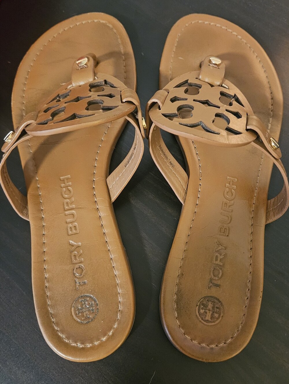 Tory Burch Miller Logo Thong Sandals - Picture 4 of 6